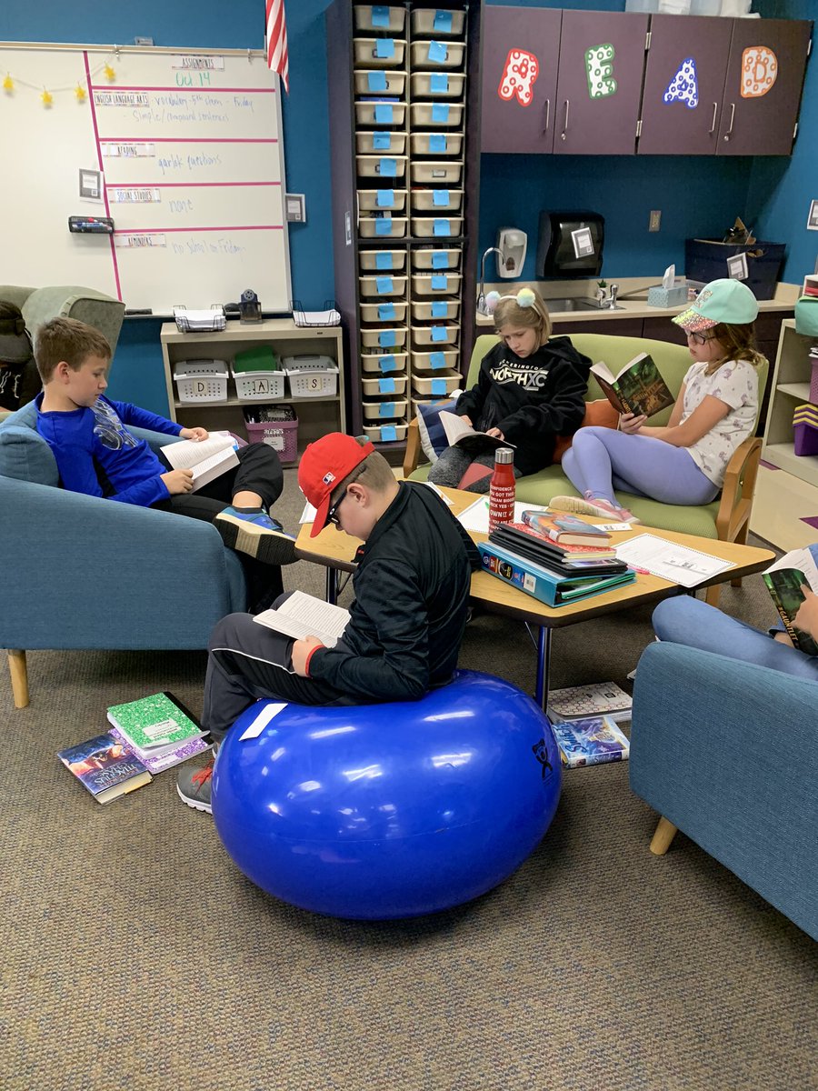 MrsEMuck's tweet photo. Book clubs have begun!  #TGMShines. @TollGateMiddle https://t.co/nwuCIOKbm6