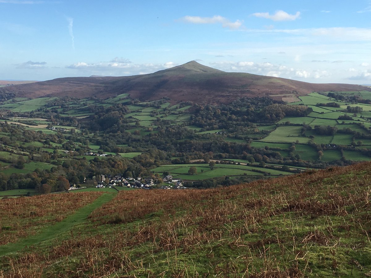 Autumn walking? Why not hire our hall for the day,+ have a place to warm up, make hot drinks, leave gear? <a href="/RamblersGB/">RamblersGB</a> <a href="/Powys_Ramblers/">Powys Ramblers</a> <a href="/RamblersCymru/">Ramblers Cymru 🏴󠁧󠁢󠁷󠁬󠁳󠁿</a> <a href="/HolidayinBrecon/">Holiday in Brecon</a> <a href="/TheKingsSchool/">The King's School</a> <a href="/VisitBeacons/">Visit Brecon Beacons Bannau Brycheiniog</a>
