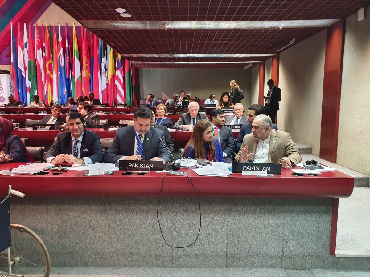 DrHaiderAK's tweet photo. Delegation led by speaker @AsadQaiserPTI representing Pakistan at the 141th session of the Inter Parliamentary Union Assembly at #Belgrade #Serbia. 
#Pakistan #Serbia #EU #IPU141 https://t.co/kZOUHqHDej