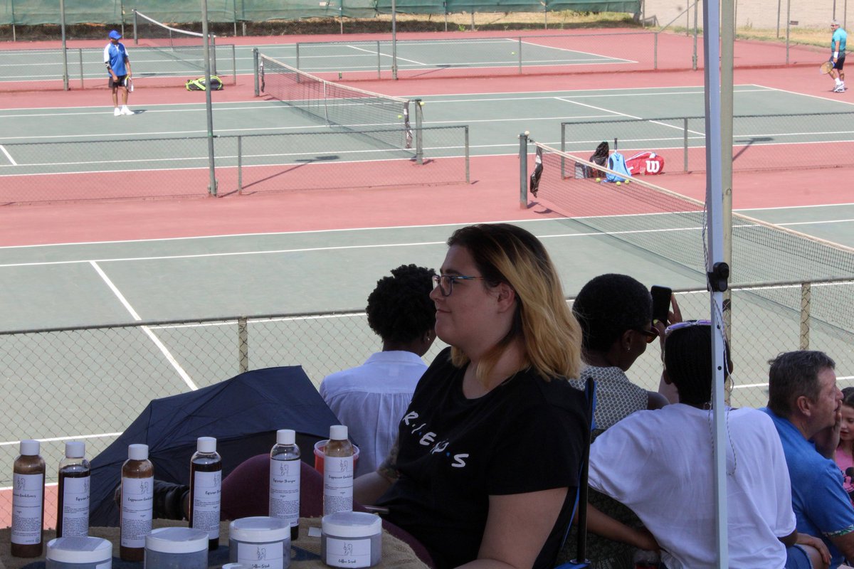 TimeoutJoburg's tweet photo. #thymeoutjoburg #picnicvibes #relaxation #outdoors #family #kids  #adults #tennis https://t.co/wGWcAizVLo
