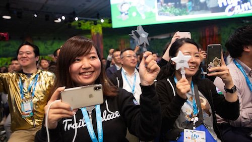 salesforcejobs's tweet photo. You may recognize our blue cloud, beautiful buildings, and and prolific leaders...but what does Salesforce really do? https://t.co/IKdrCNqhnh https://t.co/wcT9MQLHNm