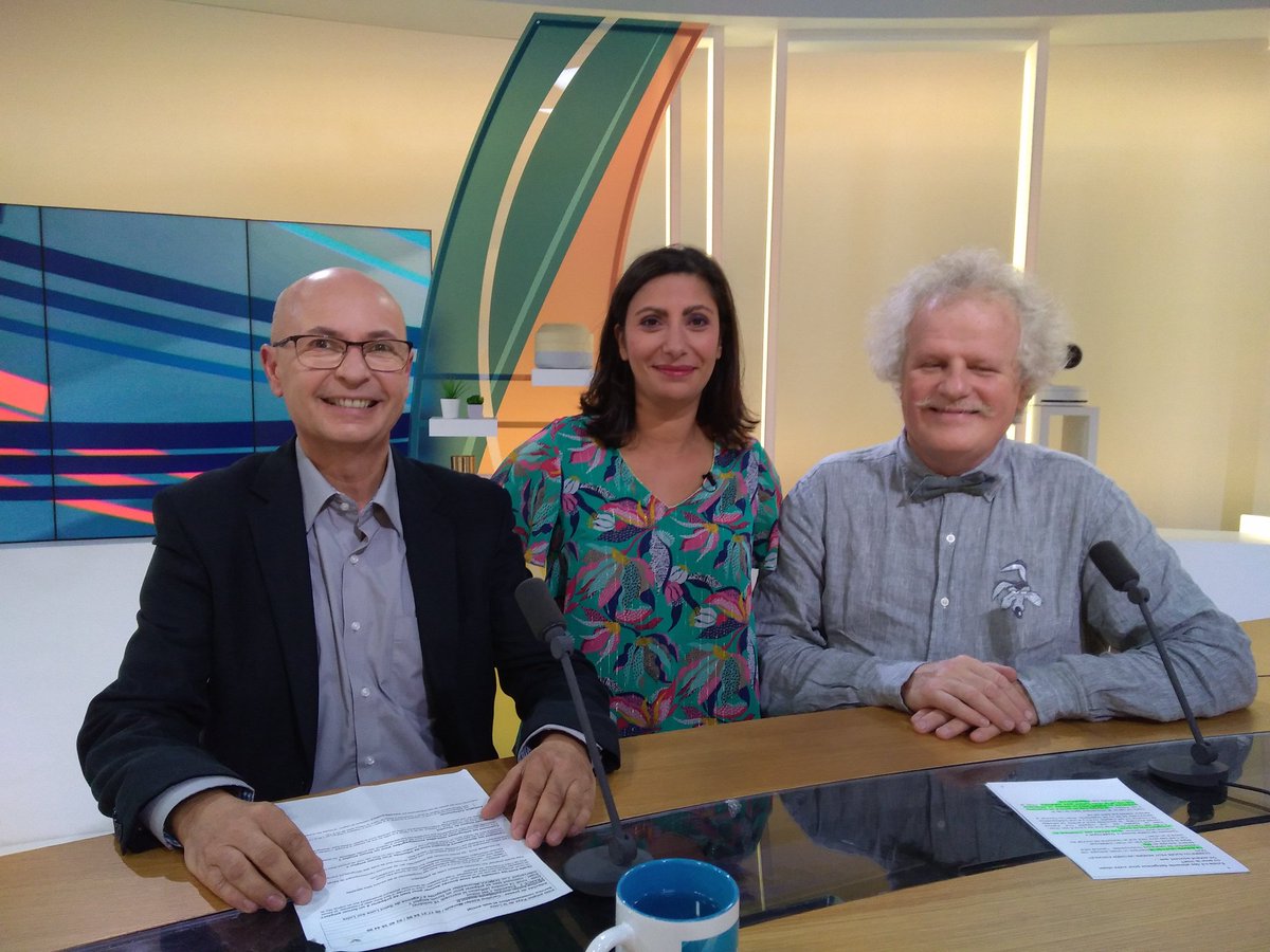 Comment bien se préparer pour un forum emploi ? Des ateliers CV, entretien, valoriser son image... Luc Dumoulin, conseiller #poleemploi nous donnera plein de conseils mercredi 16 octobre sur <a href="/F3PaysdelaLoire/">France 3 Pays de la Loire</a> et annoncera le forum #emploi de Thouaré sur Loire le jeudi 17 octobre.