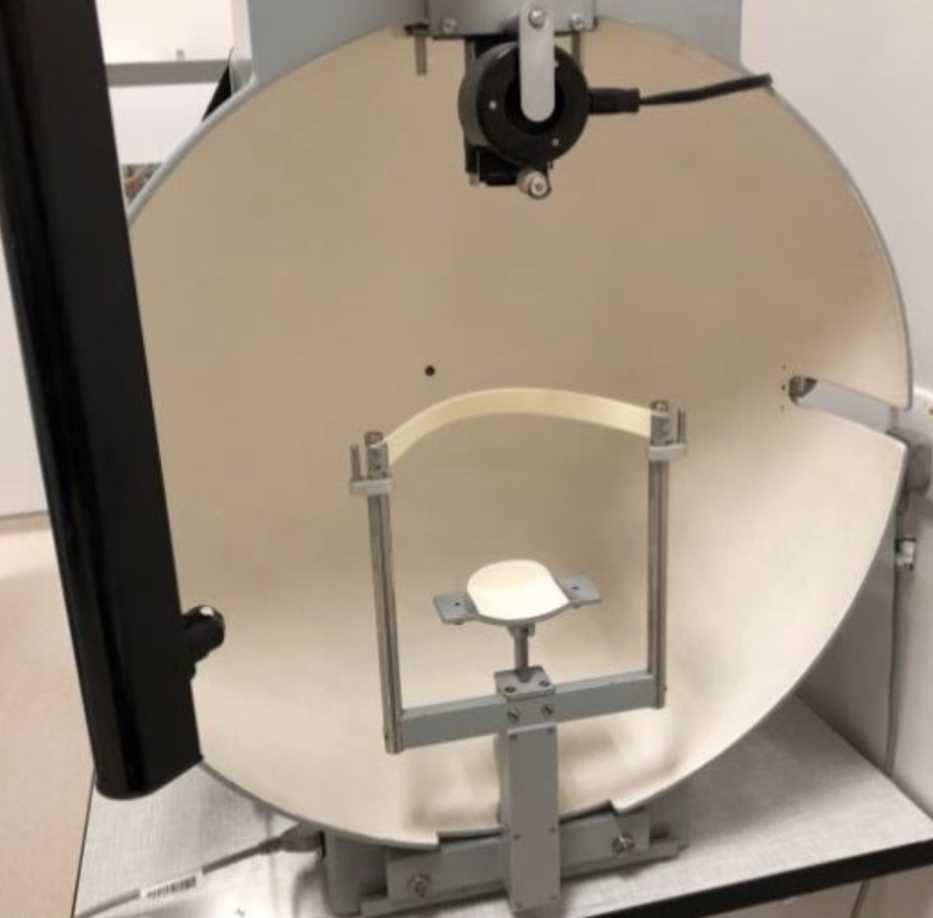 ManchesterREH's tweet photo. 🤔 Can you guess what the Orthoptists use the equipment in the pictures for? #AHPsDay #AHPsMFT #StrongerTogether @GM_AHP @NWAHP @MFTnhs @MFT_Imaging @MFT_CSS @RMCH_Physio @wythsalt @cmftvaschealth https://t.co/OxkVhI6huk