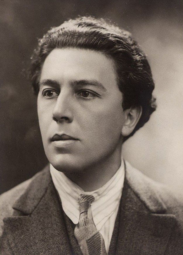 revistailustres's tweet photo. Manifiesto del Surrealismo por André Breton https://t.co/ambm7oVXYg https://t.co/ObBzMnzryy
