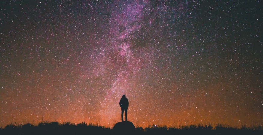 pitnersmilebig's tweet photo. Keep two pieces of paper in your pockets at all times. One says "I am a 
speck of dust," and the other, "The world was created for me."

P.S.: Neither is true and both are true. #MotivationMonday https://t.co/p3RmMofOMv