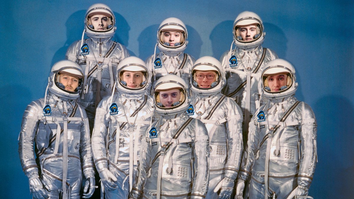 NAVILeague's tweet photo. We present you our new #Fortnite Black Hole Simulator team:

🚀🚀🚀
@DrLupo 
@Gingerpop 
@officialAlexJJ 
@Morgausse_ 
@lamar_ 
@TetchraFN
@gommru
@EcIipsae
🚀🚀🚀

Can't wait to see you #GoRogue! https://t.co/NM3yPnj1Br