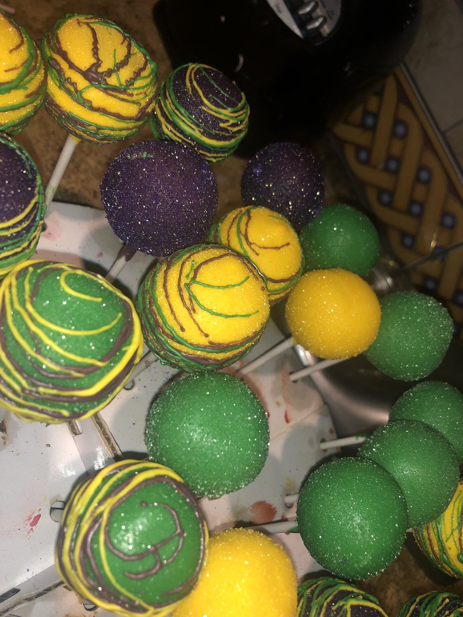 Mardi Gras Theme Cake Pop Party Display #mardigras #retirement #retirementparty #treatsbymariah #cakepop #cake #chocolate #strawberry #vanilla #chocolatedipped #edibleglitter #sugar #sweets #cakedisplay #display #party #partydisplay #cakepopdisplay