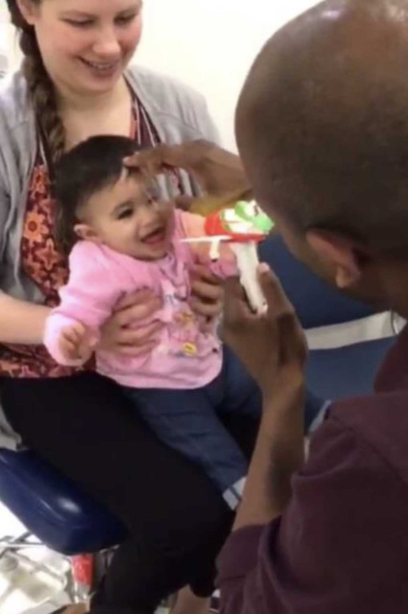 ManchesterREH's tweet photo. Orthoptists are experts in assessing vision in children and babies (they have lots of cool gadgets 😎) #AHPsDay #AHPsMFT #StrongerTogether @MFTnhs @MFT_Imaging @MFT_CSS @RMCH_Physio @wythsalt @cmftvaschealth https://t.co/kToT3rgEod