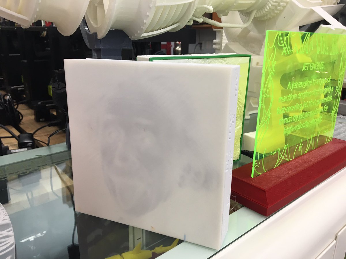 GrbyDmrtrk's tweet photo. Make #lithophane with #3Dprinting #InnovationLabTX #STEMSOS #makerspace @STEMSOS @lithophanemaker https://t.co/AW0ochYvgz