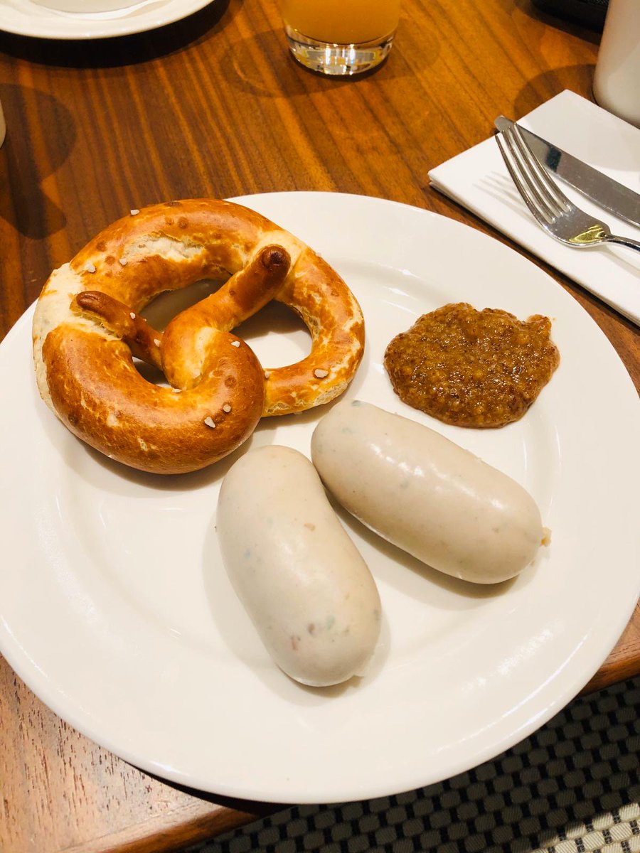frank6812's tweet photo. Happy to bring the #SBC19 back to Munich! From Currywurst to Weißwurst – Team #SiemensEvents is working diligently to get ready for tomorrow! #BehindTheScenes https://t.co/8ZY9E5MQsk