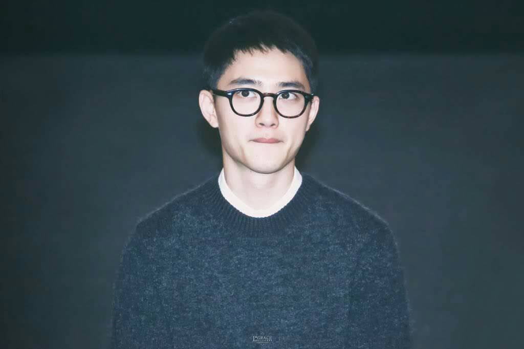 *•.¸♡ 𝐃-𝟒𝟔𝟗 ♡¸.•*It’s such a sad day today... I don’t know what to say but I just keep listening to “That’s Okay” ㅠㅠㅠㅠ Please always be okay, I love you.  #도경수  #디오  @weareoneEXO