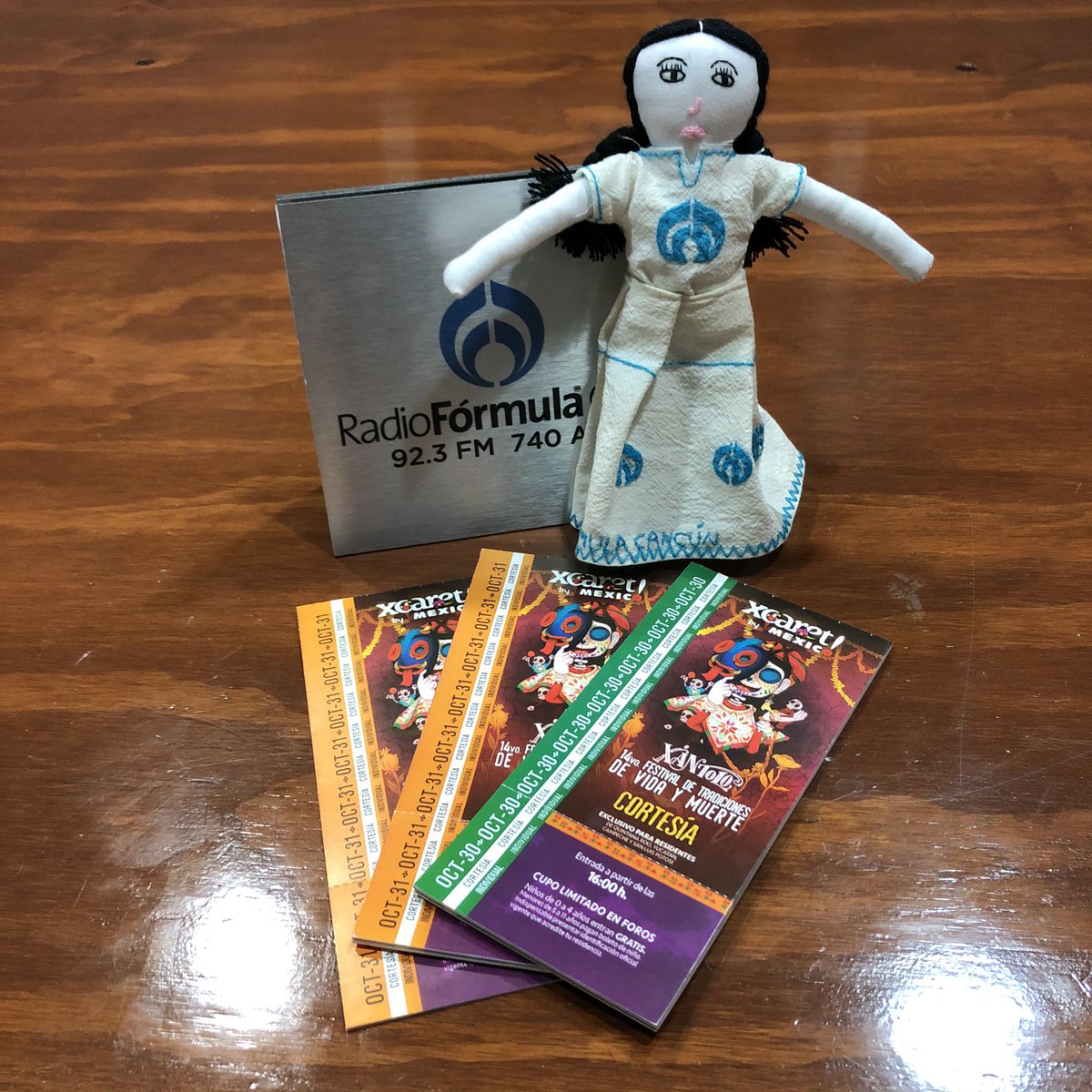 ¡Ya llegaron, ya están aquí! 

¿Quién va querer boletos para el festival de vida y muerte de <a href="/XcaretPark/">Xcaret</a>?

Repórtense con un RT y 🙋🏽‍♂️🙋🏻‍♀️

#FestivalDeVidaYMuerte