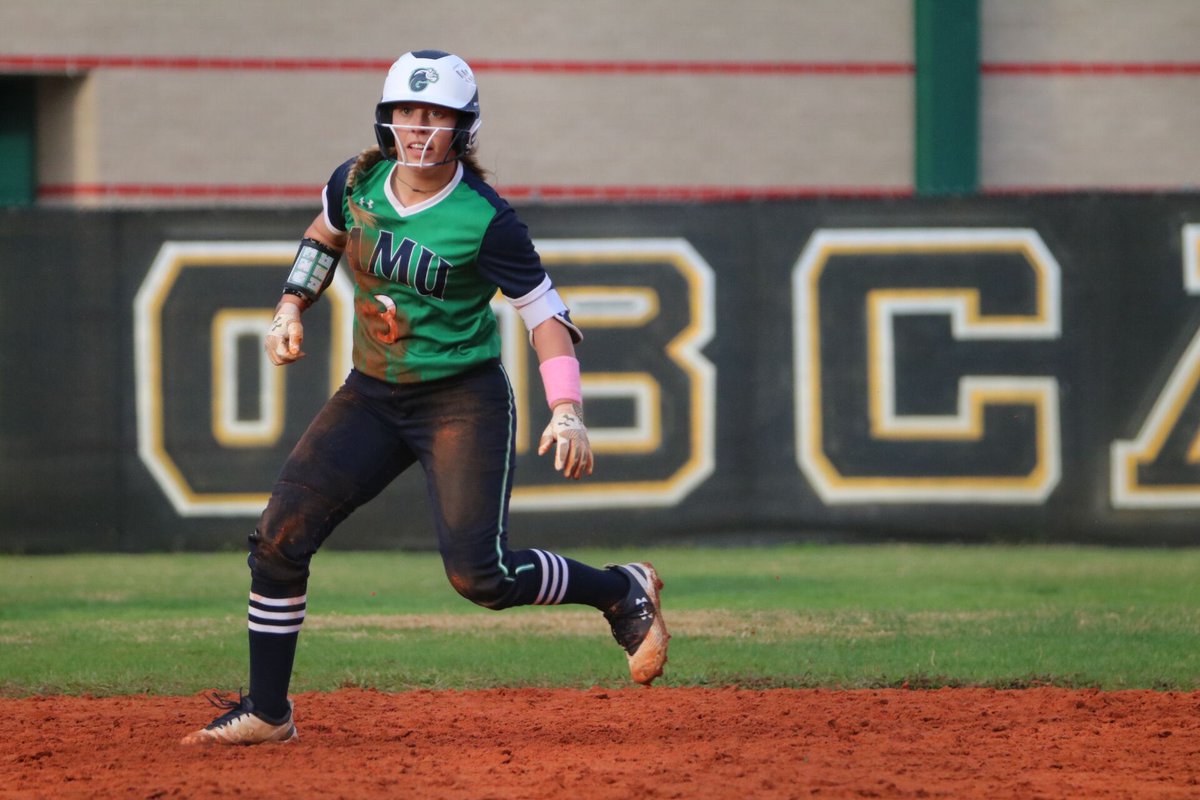 GyreneSoftball's tweet photo. An excellent first day on the field with two wins at South Florida State College on Saturday! Great effort ladies. Now it's back to work in preparation for our games this Saturday at D1 Florida Gulf Coast University. https://t.co/lfkPIRKTww