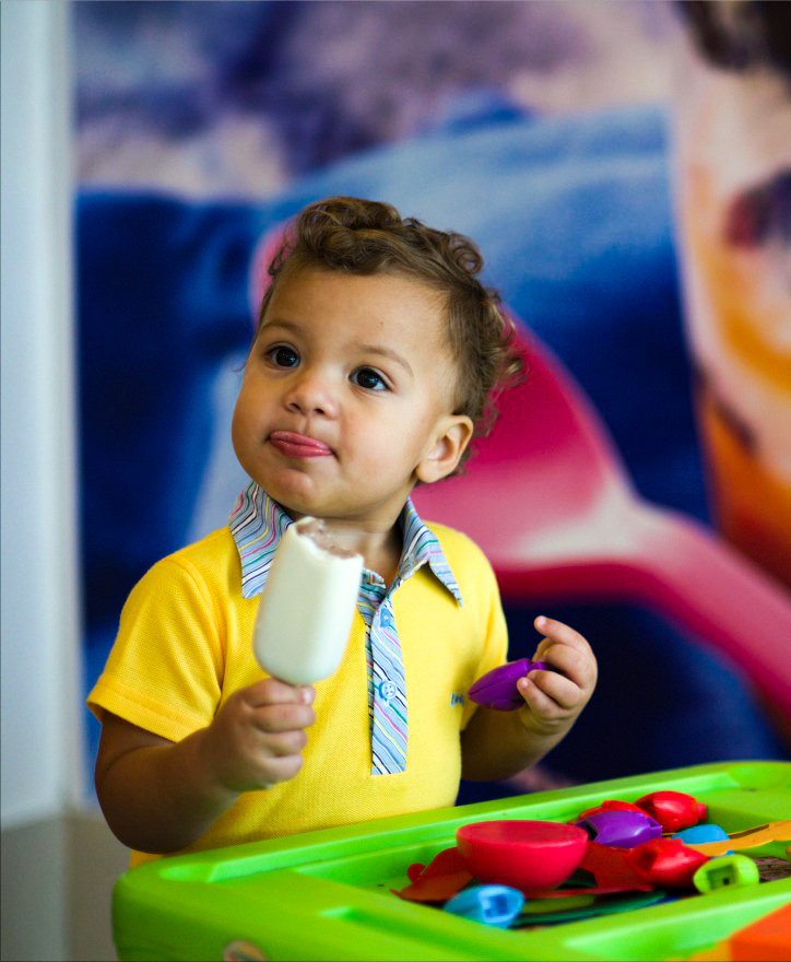 Justo lo que le faltaba a tu día😋 . Una paleta a solo RD 100 a elegir entre:

- Gold Medal con cobertura de coco y almendra.
- Chocolate chip NSA con cobertura de chocolate negro.
- Vainilla con cobertura de coco y almendra.
- Pralines ‘N Cream con cobertura de chocolate negro.