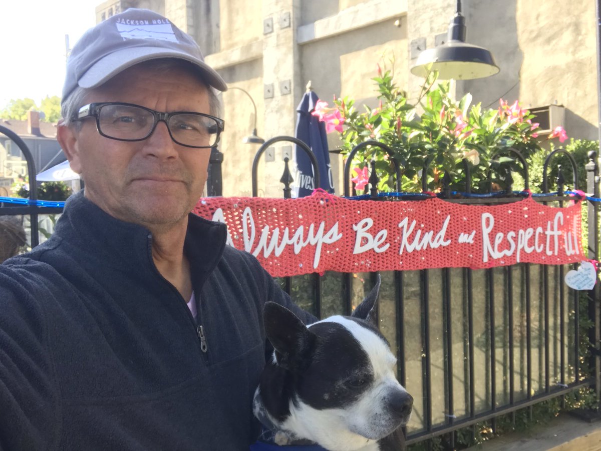 KindnessRocks's tweet photo. Dayton has been on my schedule since the shooting here this summer. We are spending the afternoon talking with people and hopefully offering some comfort to help them heal from the hurt. #DaytonStrong #Kindness #BostonTerrier #OneMillionActsOfKindness #OregonDistrict https://t.co/5HqPaQGoOA