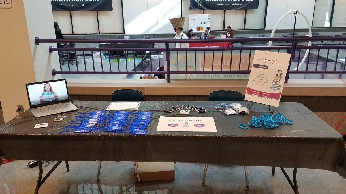 LAColangelo's tweet photo. Ready to share the Girl Powered Initiative with Pittsburgh teachers! #TRECT @VEXRobotics @REC_Foundation https://t.co/GPaLIE2RbG