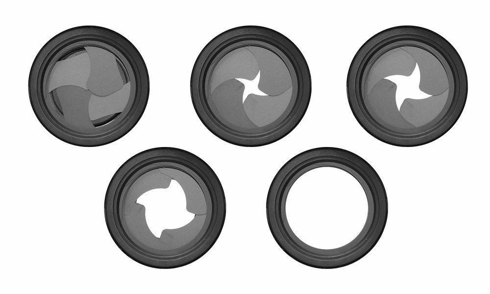 Hasselblad's tweet photo. #MediumFormatMonday Hasselblad uses leaf shutters or central-type shutters in our lenses. These are integrated into the lens rather than the camera itself.
Leaf shutters synchronize with flash up to 1/2000th of a second without any special equipment. https://t.co/OusZFTgtZp https://t.co/ytSHi6PRG2