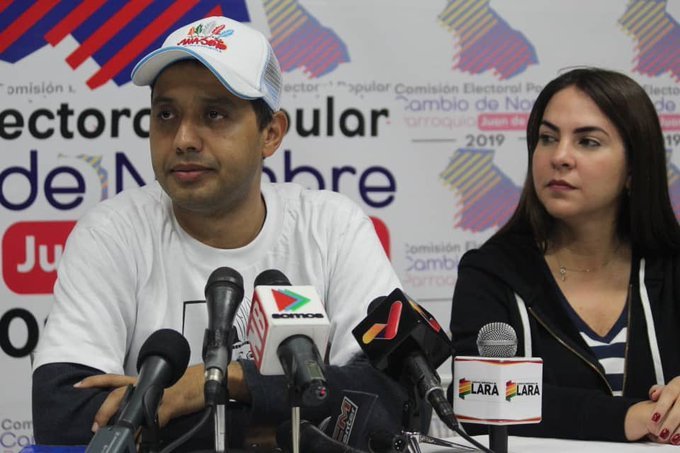 ImdesOficial's tweet photo. Alcalde @LuisJonasReyes "Estamos mandando obedeciendo al pueblo y este pueblo ha decidido, después de una hermosa jornada democrática, cambiarle el nombre a su Pquia. 500 años después ha decidido y tiene la oportunidad de escribir su propia historia. Grande pueblo de IRIBARREN!" https://t.co/JICK8CboGJ