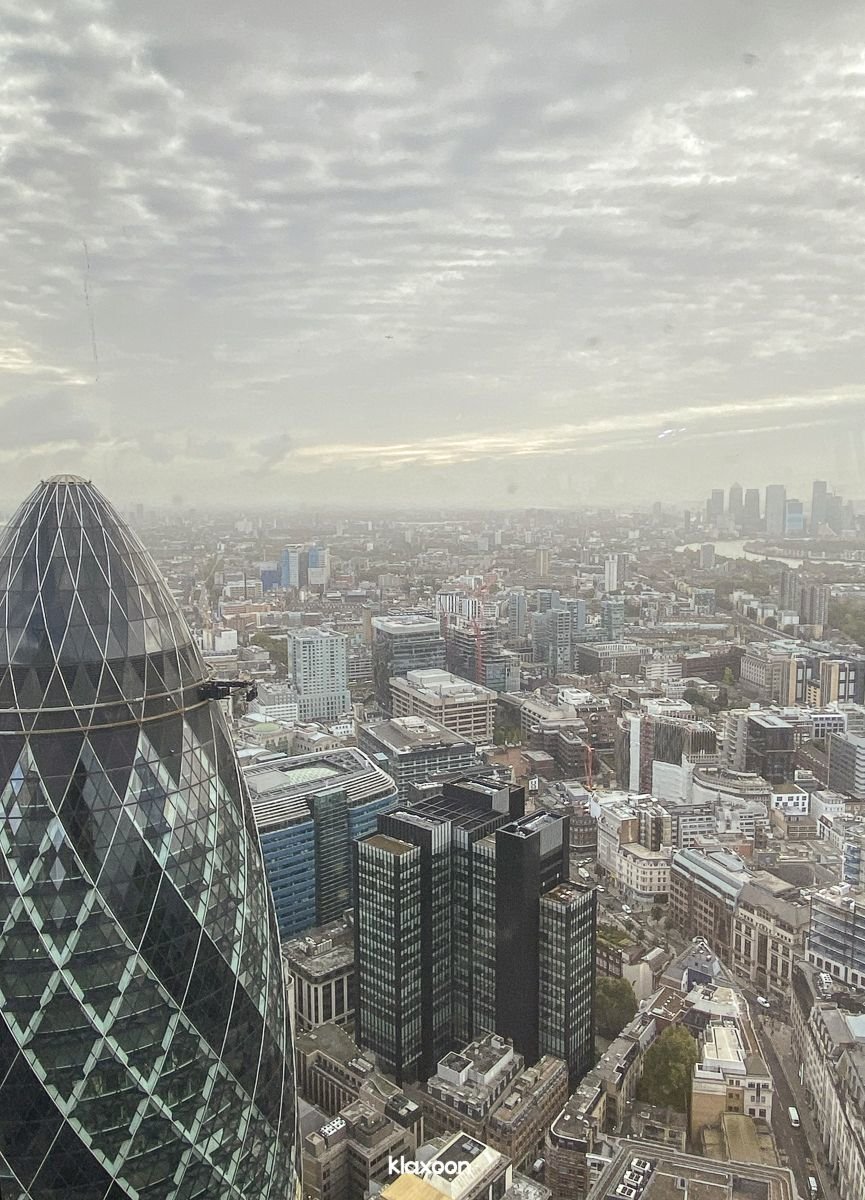 Klaxoon's tweet photo. Proud to be at #DropboxConnect #London as a tech partner with @zoom_us, @SlackHQ and @adobe.
More info about partnership with @Dropbox 👇
https://t.co/hbN7C8MSxO
#TheMeetingRevolution @DropboxBusiness #Teamwork #Collaboration #Workspace https://t.co/dSm5w3QxZm