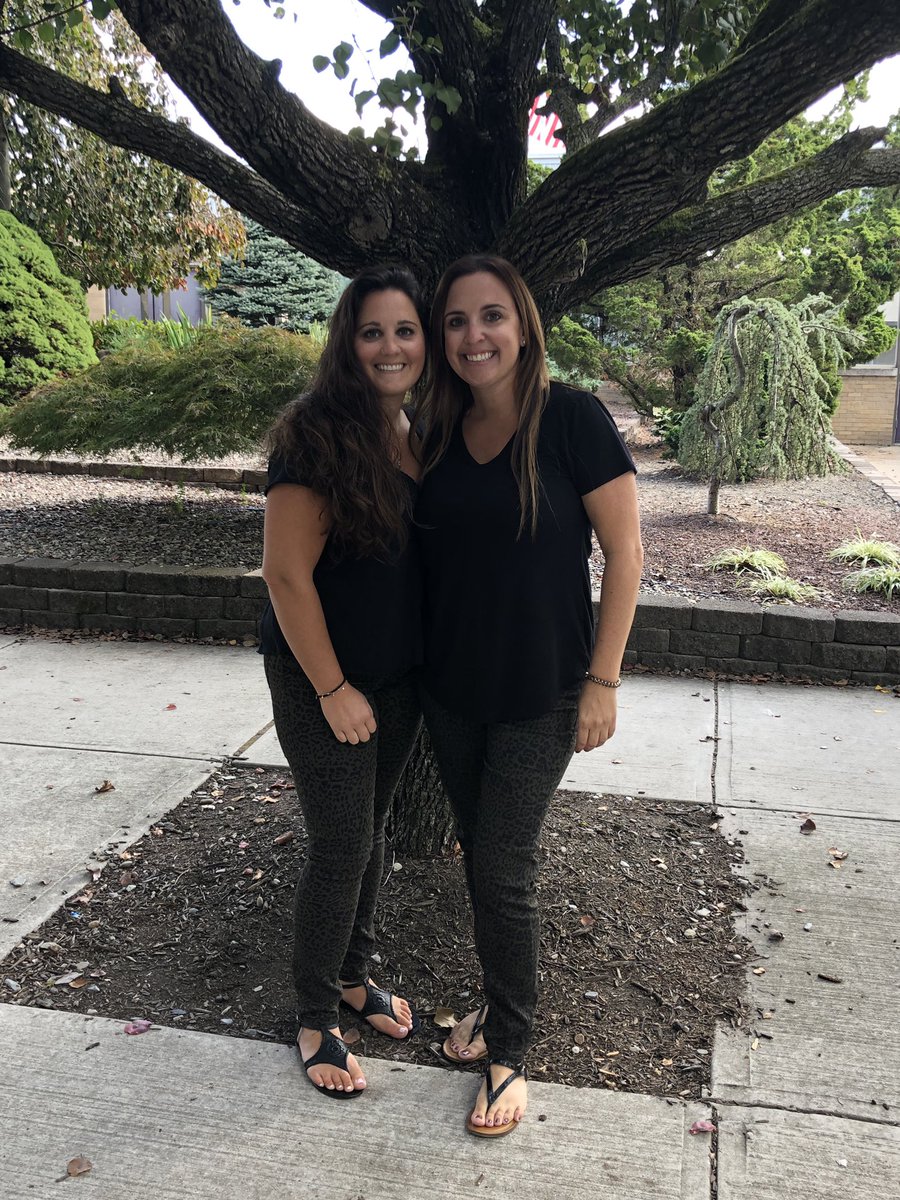 Celebrating another twin day with <a href="/darylynns/">darylynn sargent</a> #twinning #facultytwins <a href="/SenateOb/">SenateOB</a>