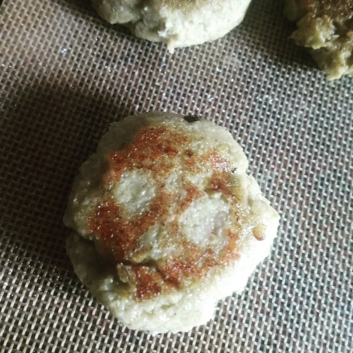 UnMecToque's tweet image. Quand la galette de brocoli 🥦 a un mot a te dire.....

#healthy #faitmaison #PornFood #vegan #healthyfood #Bio #galette #brocoli