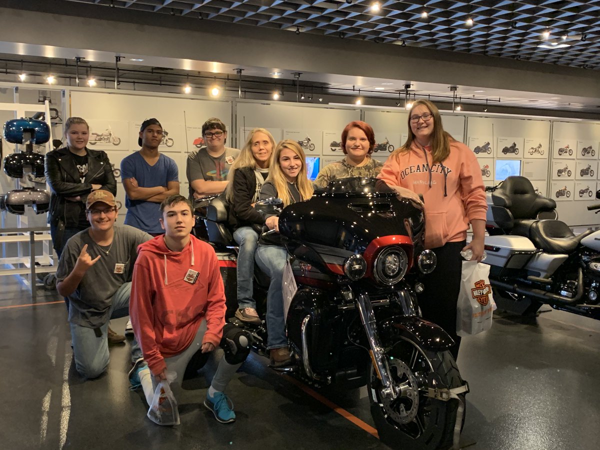 swhsmustangs's tweet image. Some of our Mustangs recently attended a Career and College Exploration opportunity at Harley Davidson.
#swexcellence #swhsmustangs
