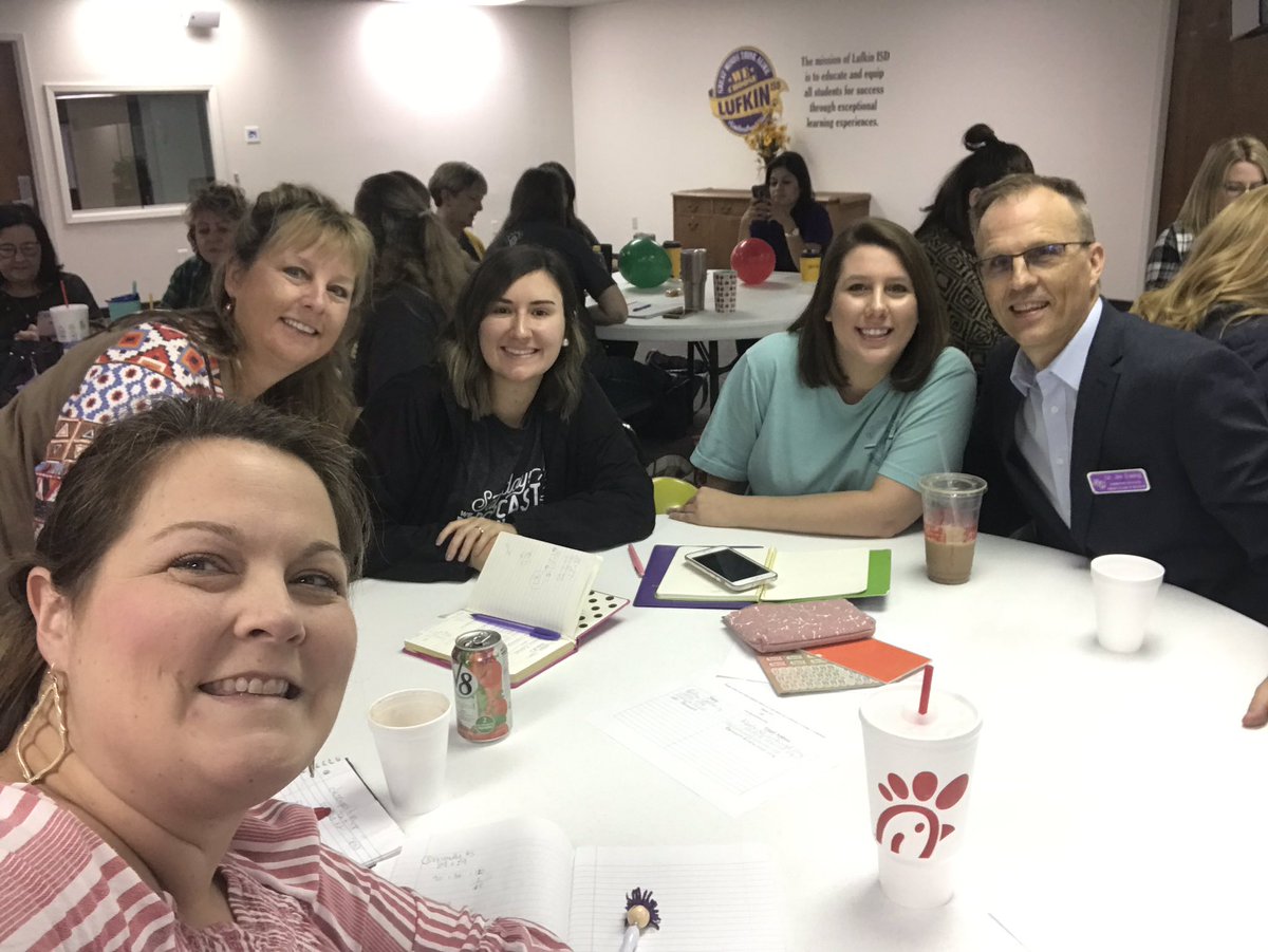 loribennett79's tweet photo. #ewinglearning Learning how to build a positive math mindset by using our passion! https://t.co/gWB1pU1HDD