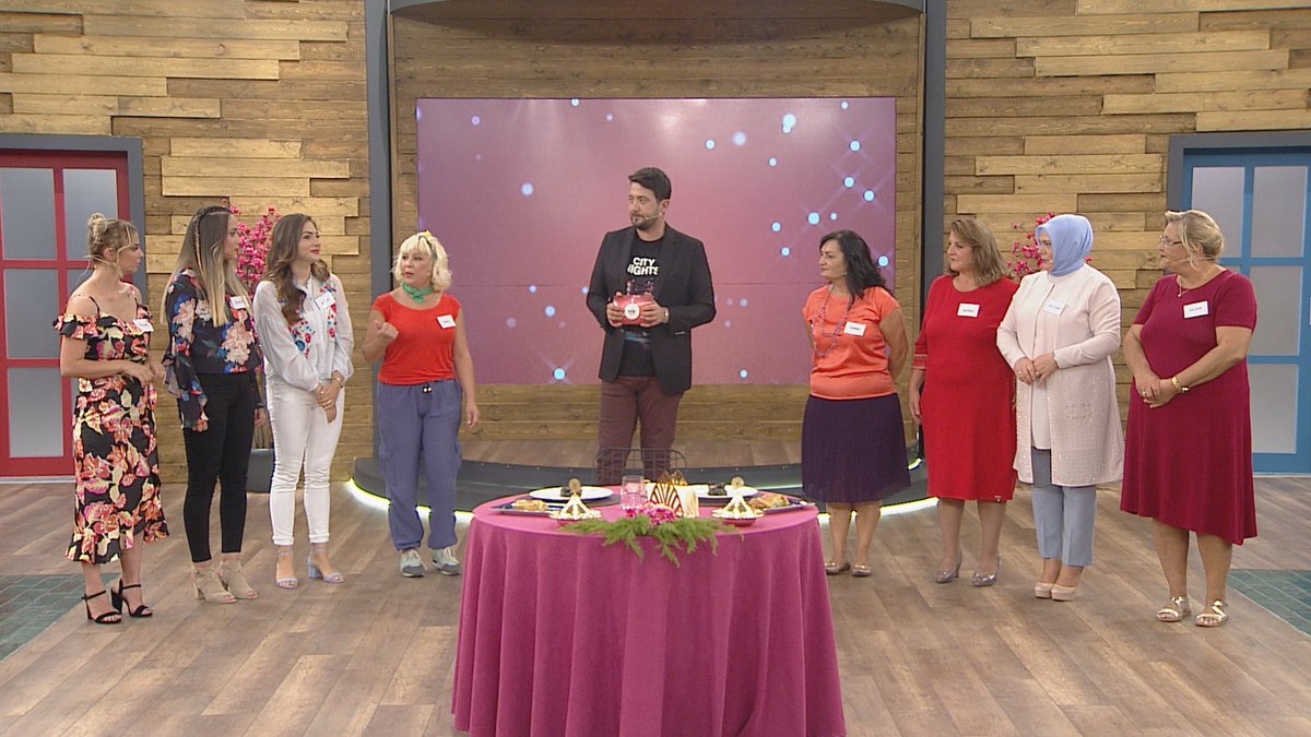 Damat, yemeğin sahibini doğru tahmin etti ve ailesine 3 puan kazandırdı! 🍽  Damat Bayıldı yeni bölümüyle yarın 16.00’da Show TV’de! #damatbayıldı