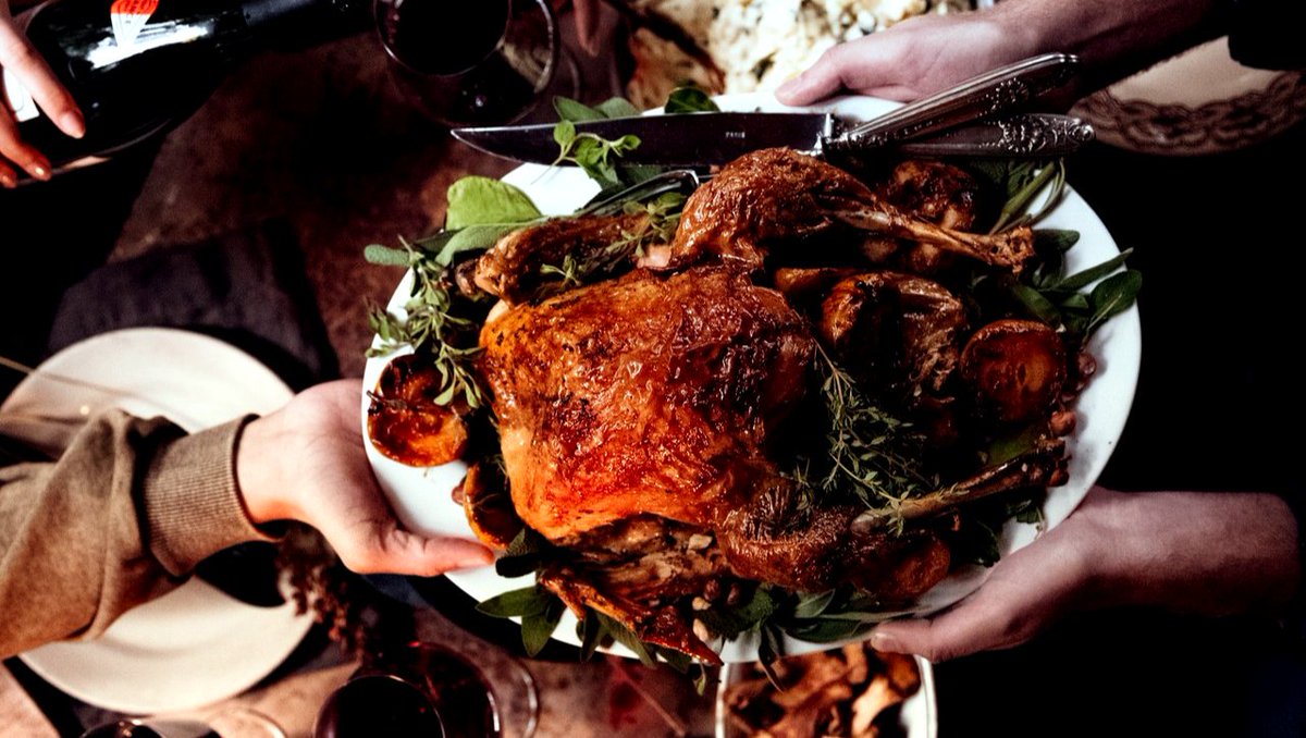 😋Bonne action de grace à toutes et à tous ! 🍗🥂
#quebecjetaime #montrealjetaime #thanksgiving
#dentiste #montreal #griffintown⁠⠀⁠⠀⠀⁠

⁠#sourire #souriralavie #sourires #souriredenfer #souriretouslesjours #souriredestar #sourireparfait #dentistemontreal #montrealer⠀⁠