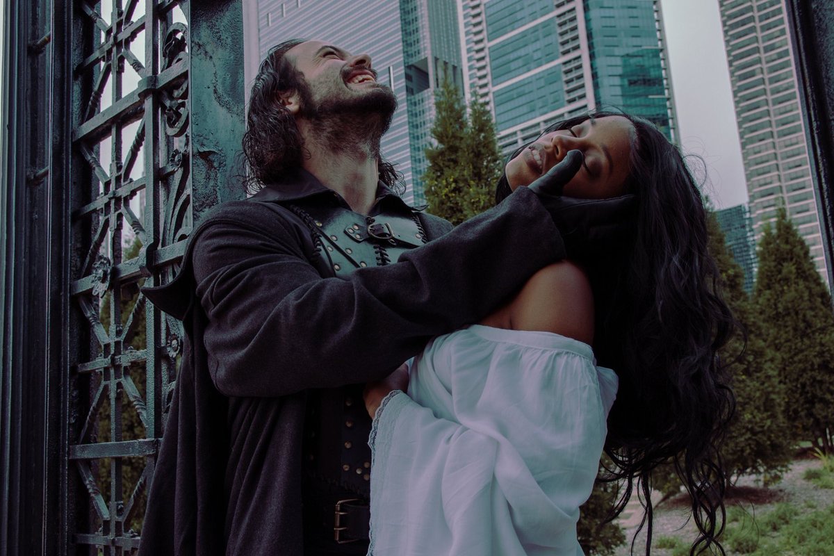 phphphphia's tweet image. Idk if y’all knew this but I’m a #photographer in the #Chicago area! Here’s my latest shoot, but I mainly focus on photographing musicians. DM me and lets work together!