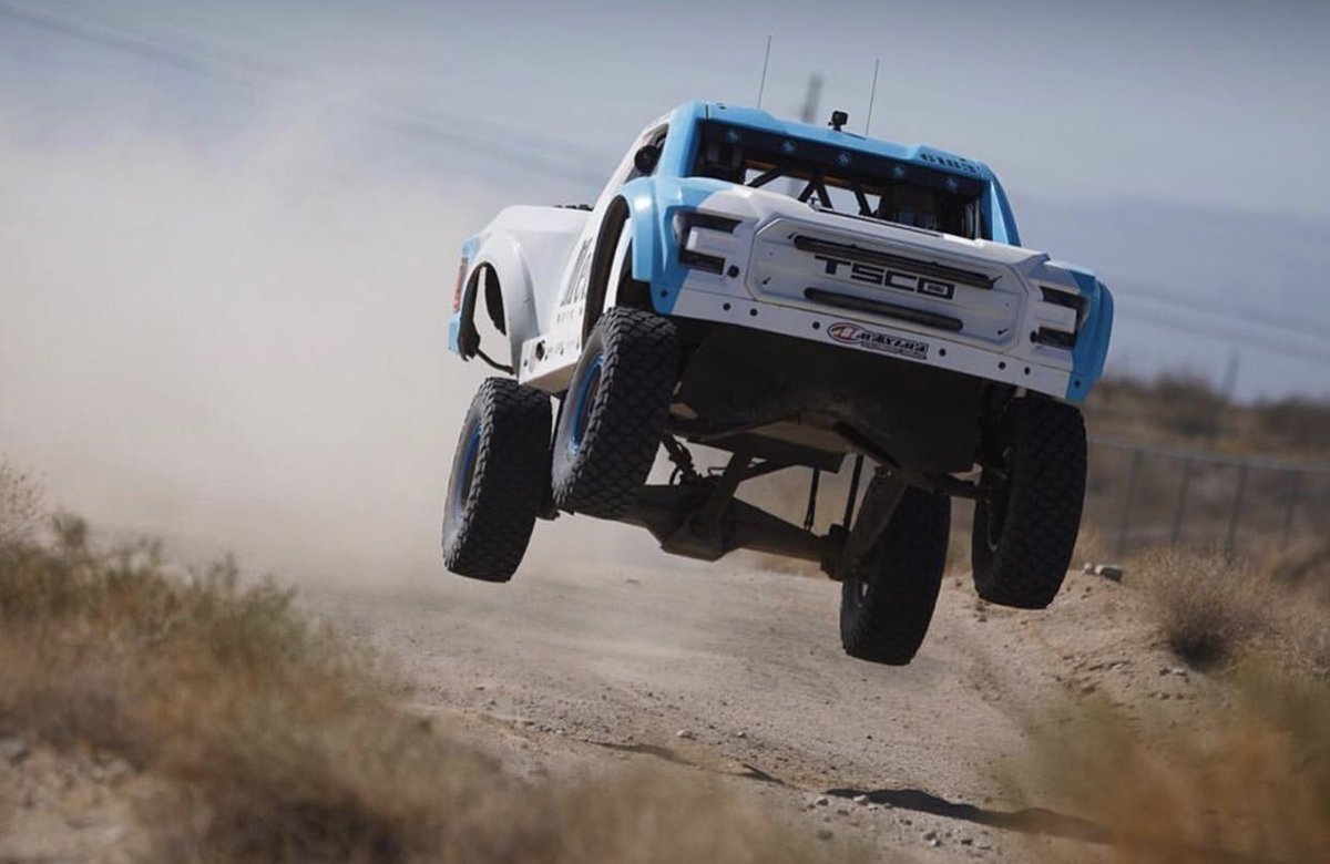 FiberwerX's tweet photo. Congrats to @brockheger and his whole Team on becoming the 2019 @bestinthedesert 6100 Champions!
#JVRP
#TSCORacing
#SDGShocks
#6100
#Offroad
#Fiberglass
#FiberwerX https://t.co/zZX9ybSbUL