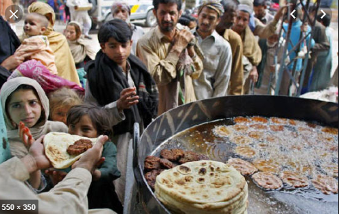 SyedaSaba12's tweet photo. @EjazNoorii @Javedch77 @PakistanKNaam @mohsinmalvi19 @8d1JfWUlxx6cZcU @With_Love_1 @malihadubai @Fazeel4454848 @khanhakim_k @AsimShamimHyder @zuk60 @Ranasheraz7572 @ABBASJAFREE @aslamjavedch @MrNaassir @Kasione8 @Mohamma38611877 @SnowWhiteRina @ChefYousuf @U4h9BdtnyzT05JL @DrKousarAli1 @Tashfeeen @FatehyabSyed @9jADcbnR2xbyOU4 @saosan123147 @jehanzeb_waris @zafarbilalnadee @syedzadi27 @smilemai @Prime758523541 @shahnaqi84 @SamerAmeer @IShahzad2011 @AisyahHasan9 @MistressTepco @noorfatima100 @noor34q @Noor____s @NOOR107715 @NoorS__3 @PakMariJan @Noorkpti @SheraziKhaan @AbuBakar6778818 @GenRafi @RaufSaqib3 @ASPTIofficial ھماری آبادی جتنی زیادہ اتنی بربادی زیادہ،ایسے میں پھر بچے غلط راستوں پر چل نکلتے,مدرسہ مافیا کی جہالت یونہی وقوع پذیرنہیں ھوتی!
اتنی فوج کا اچارڈالنا ھےکیا؟
کیا قصور ھے ان بچوں کا
کیوں انکو سڑک پر رلنے کیلئے چھوڑ دیا؟😰
پل تو چلو جائیں گے ہی کسی کا نہ طرح مگر فائدہ؟
#Point2Think https://t.co/UPi1D6TvuK