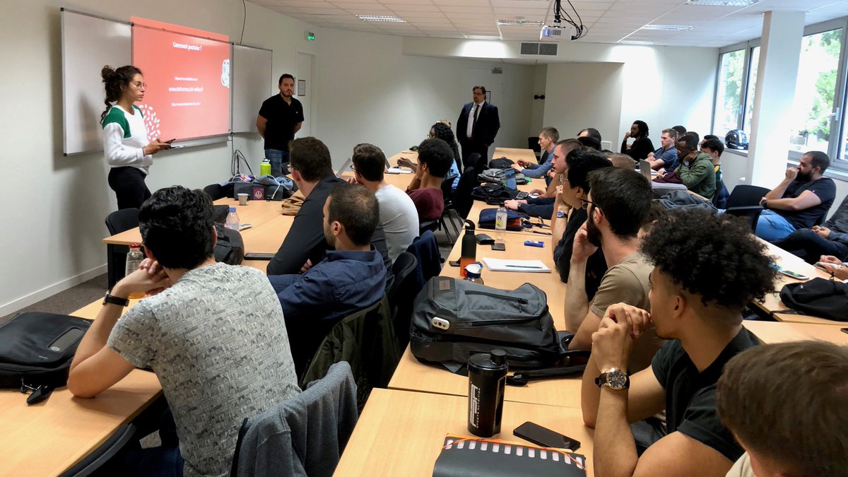 L’équipe de DO IT OCRACY présentait ce programme d’#incubation à destination des #étudiants et jeunes diplômés ! 🎓 Merci pour votre accueil 🙌 <a href="/INSAToulouse/">INSA Toulouse</a> @INP_ENSEEIHT @CESIingenieurs @CESIsudouest 

+ d'infos sur DO IT OCRACY 🔛 tinyurl.com/yxmx6xzn