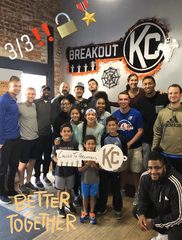 waynesimien's tweet photo. Fun @CTG_KU @CTG_BU fall break excursion to @BreakoutKC https://t.co/EKW69UNCG3