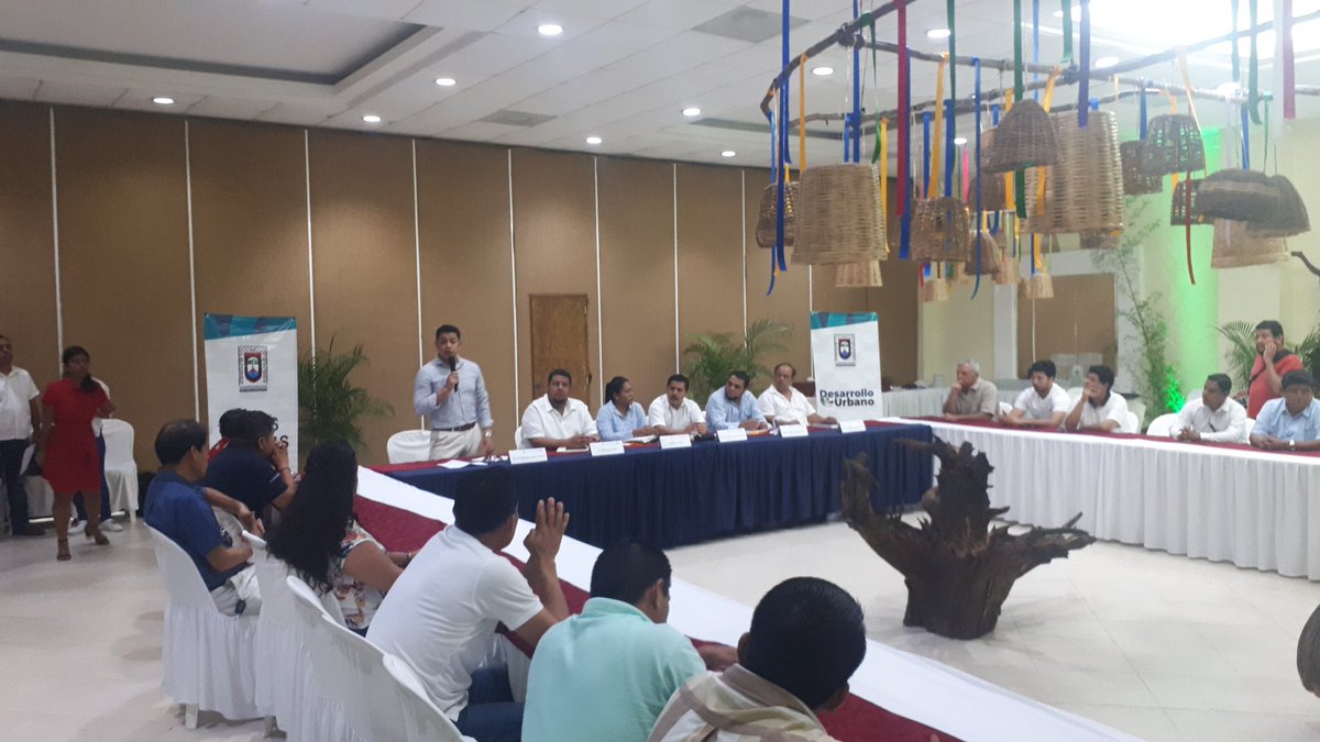 guchachi's tweet photo. Induccion de la certificación @EarthCheck_  y reunión de trabajo con ingenieros y arquitectos de #Huatulco #DestinosFONATUR @FonaturMX #DestinoEarthCheck #RetoEarthCheckMaster2020 en el Hotel @hotelcastillo1 junto con @gobhuatulco y la Dirección de Obras. https://t.co/DH8cDTHm5O