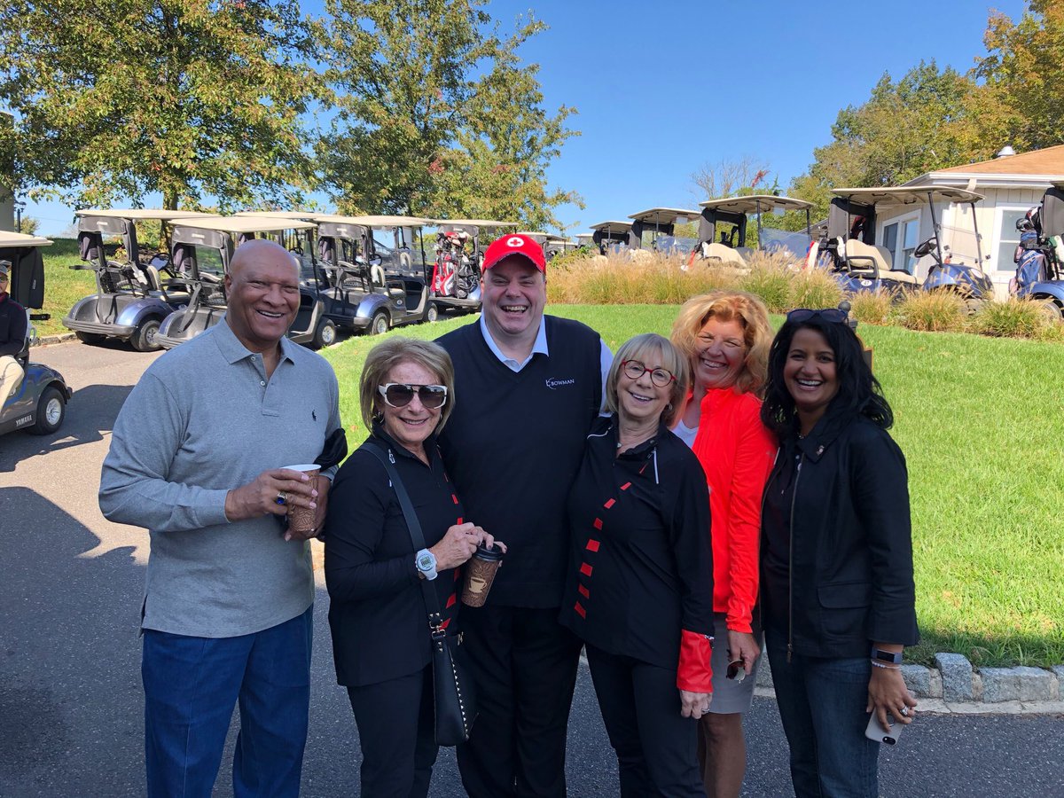 LBishopComm's tweet photo. Laura joined fellow members of the ARC Board in support of today’s Red Tee Gold Classic golf tournament! #redtee #redcross https://t.co/faqC9FMa7t