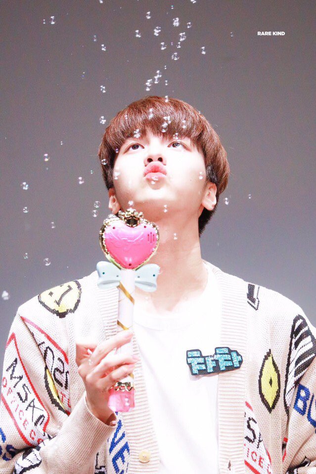 ChaJ_X's tweet photo. 으이구 이 기염고딩 죽어도 차준호 https://t.co/1cAbBhDHex