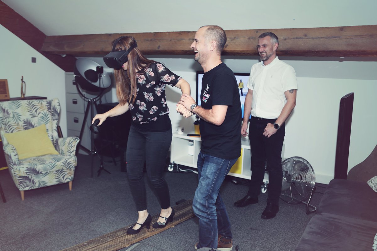 InizioEngageXD's tweet photo. Great to see more pictures from the fantastic Open Studio we had at our #Manchester office last week. It was brilliant to see staff, clients and friends of the agency learning more about how we #CreateUnforgettable . https://t.co/qXUJvMAn98