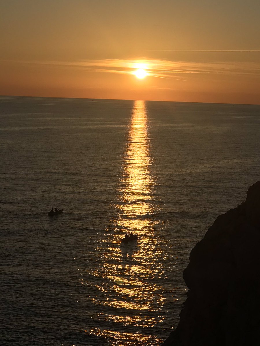 YUGANT_K's tweet photo. Sunset in Dubrovnik https://t.co/mLP5tTQ3y9