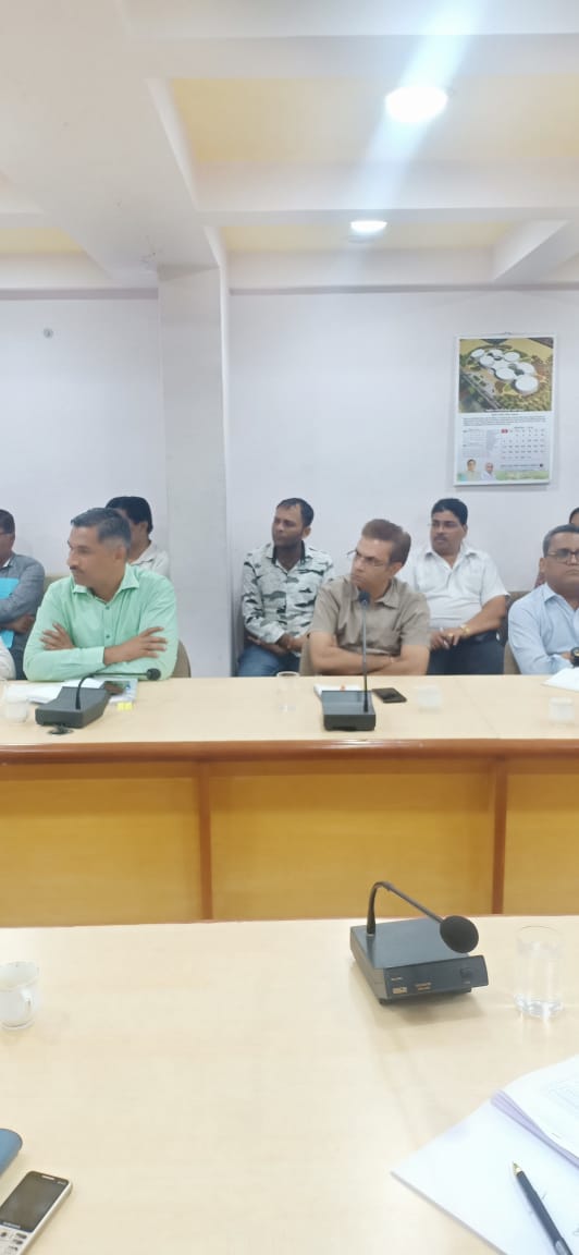 District administration &amp; ALIMCO has organised "Rashtriya Vayoshree Yojna" &amp; Divyang assessment camps to identify d beneficiaries of life support equipments such as tricycle, spectacles, mobile etc frm 16th to 22nd october 2019 at CHC Sanand &amp; Sola Civil.
<a href="/pkumarias/">Pankaj Kumar</a> <a href="/MoHFW_INDIA/">Ministry of Health</a>
