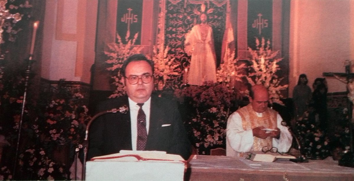 GJSoledadGerena's tweet photo. Tal día como hoy, hace 30 años, se bendice la imagen de Nuestro Señor de la Paz en su Resurrección Gloriosa.
30 años repartiendo Paz por Gerena.
@SoledadGerena https://t.co/5RiYWuvDU2