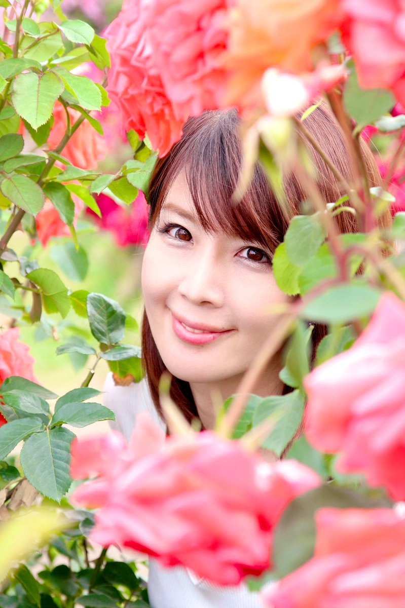 playboyangel720's tweet photo. コスモス撮影会&amp;バーベキューオフ会のお知らせ📢
10月20日
場所 都内某所
10時頃〜16時
コスモスがあちこちに咲いててとても綺麗なのでこの機会にぜひ撮影会したいと思ってるよ。撮影会の後はバーベキューオフ会も開催します！
参加希望の方メールしてね。
maikaru720@gmail.com
詳細はメールにて。 https://t.co/NNqaEzCUv8