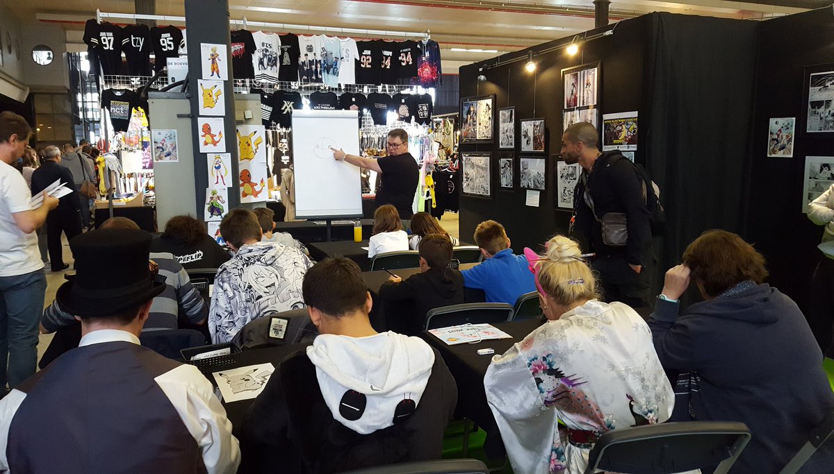 Moonkeypro's tweet photo. 🎼 #pokemon attrapez les tous. C'est notre histoire. Ensemble pour la victoire. 🎶
#pikachu #salameche #retromadeinasia2019 https://t.co/le4UxYnN0b