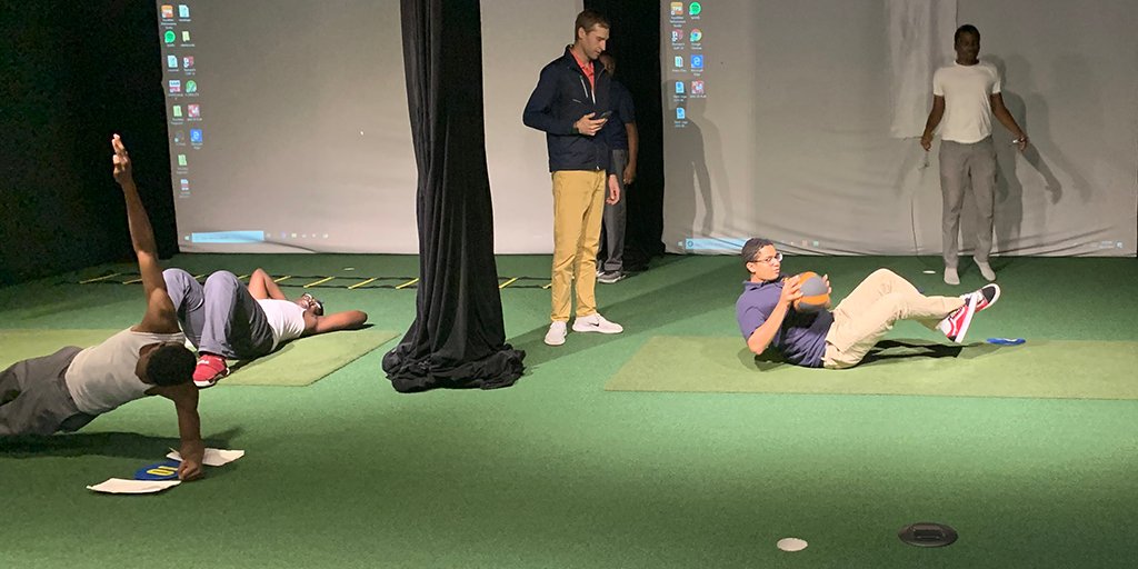 Every Friday is Fitness Friday for our after school students. #bridgegolffoundation <a href="/EAHarlem/">Eagle Academy Harlem</a> <a href="/EAFNYC/">Eagle Academy Found.</a> <a href="/msweeneyg/">Mike Sweeney</a> #Harlem