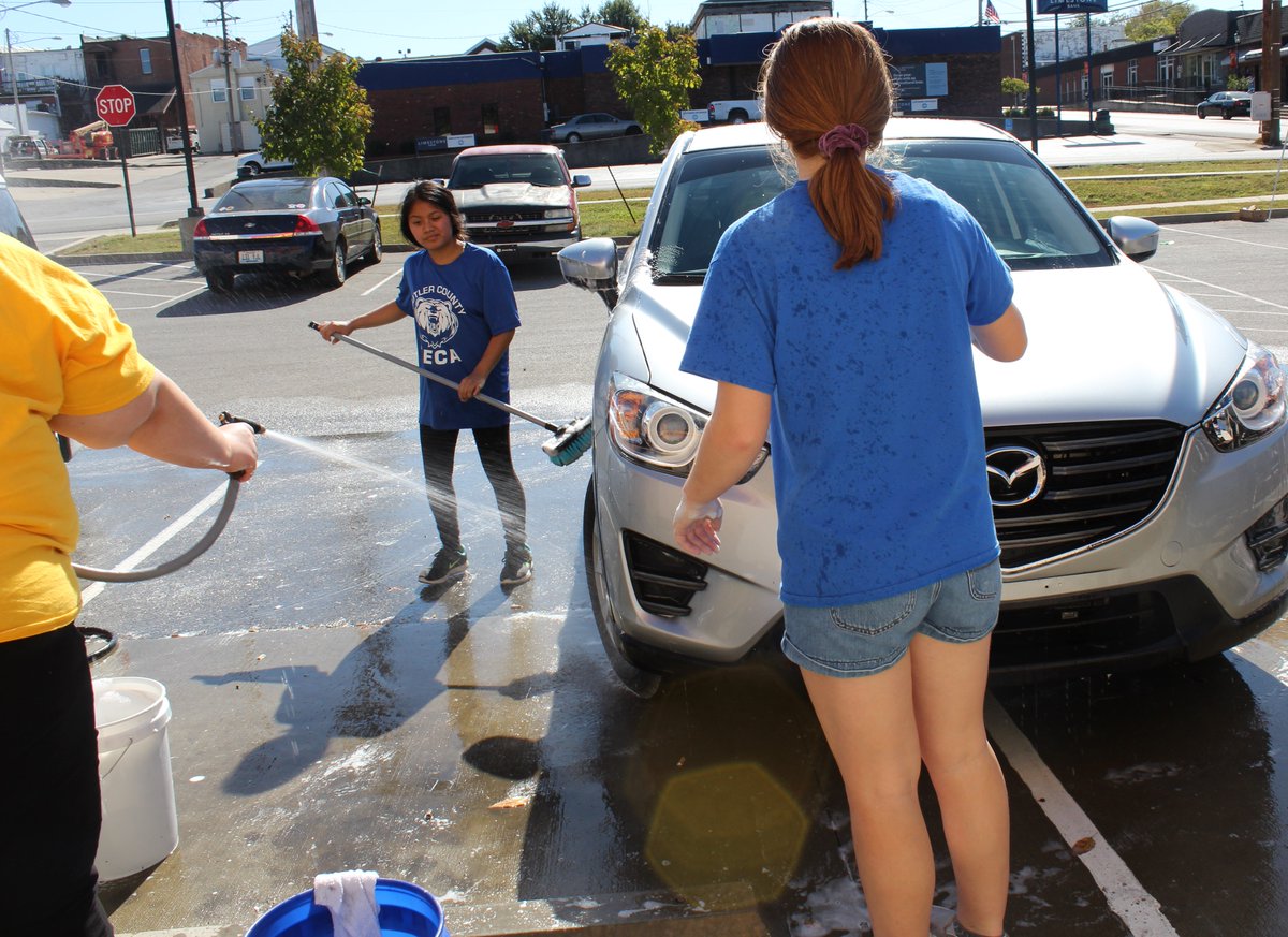 Kentucky DECA tweet media