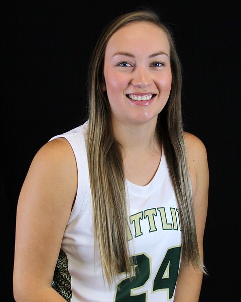 RockyWBB's tweet image. 2019-2020 @BattlinBears Juniors:

#24 Shiloh McCormick
5’10” Junior Guard/Forward
Lodge Grass, Montana

#FindAWay #LandThePlane