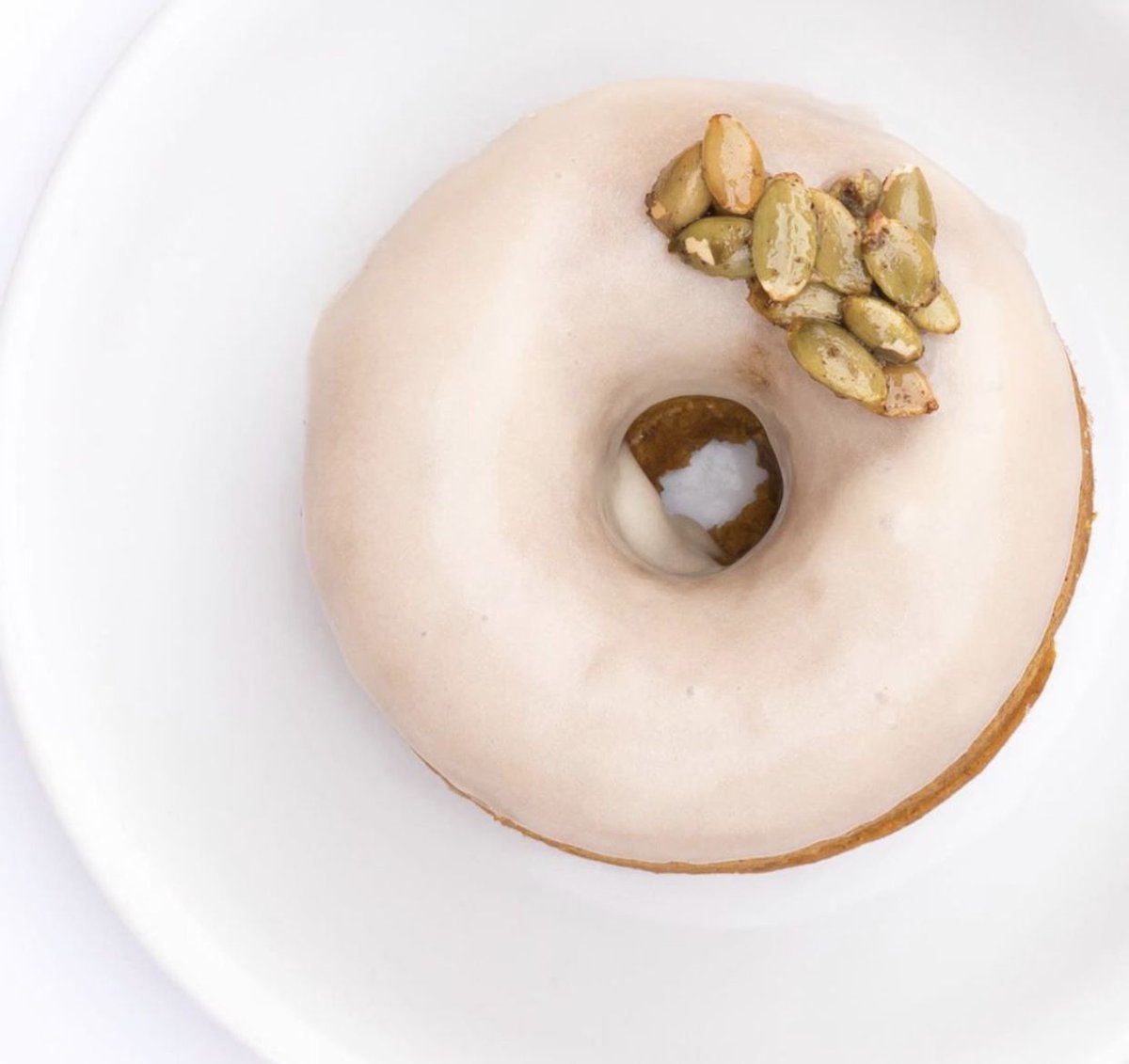 PaseoOKC's tweet image. Today is National Dessert Day! 🍩🍦🎂 Good thing we have some scrumptious sweets here in The Paseo just for you! 😋 

Enjoy coffee and a vegan + GF donut from @holeyrollersokc 
Or a delightful meal replacement shake from @paseonutrition