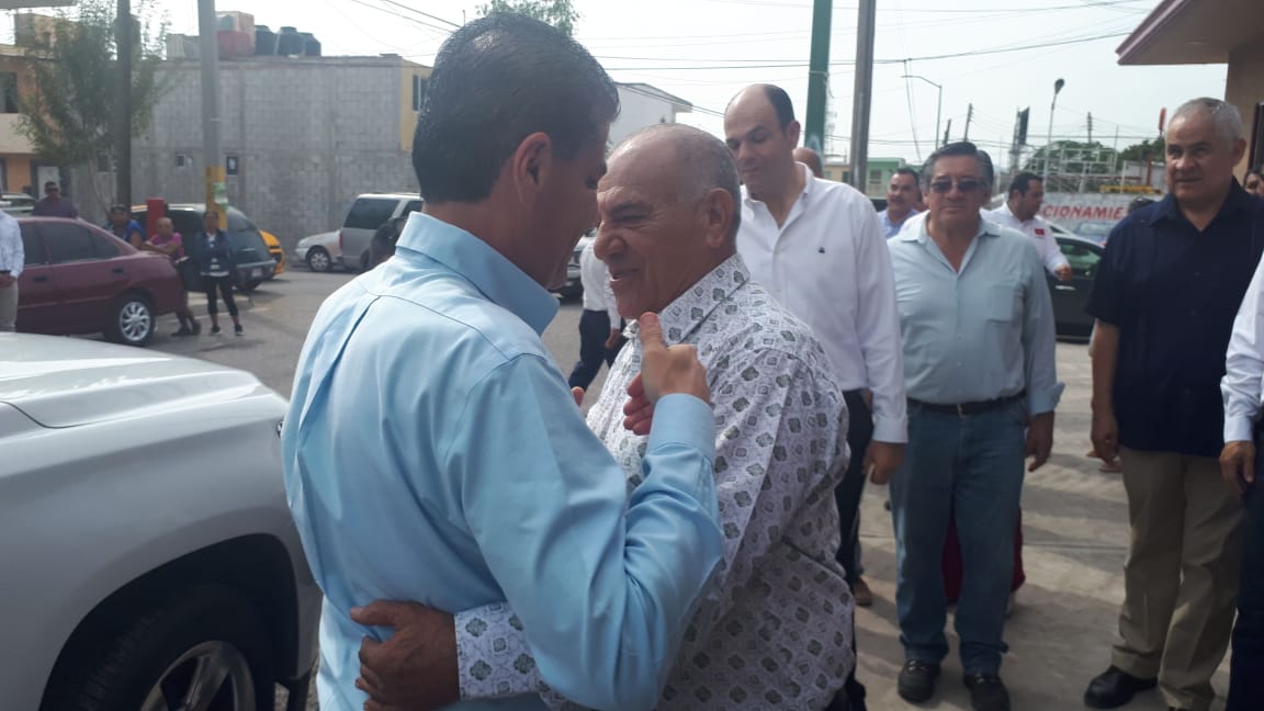 MarioCepedaRmz's tweet photo. Presentes en el evento de Entrega de Escrituras y Cartas de Liberación del programa de FONHAPO. #SeguimosTrabajando https://t.co/Qpz3pIvgqT