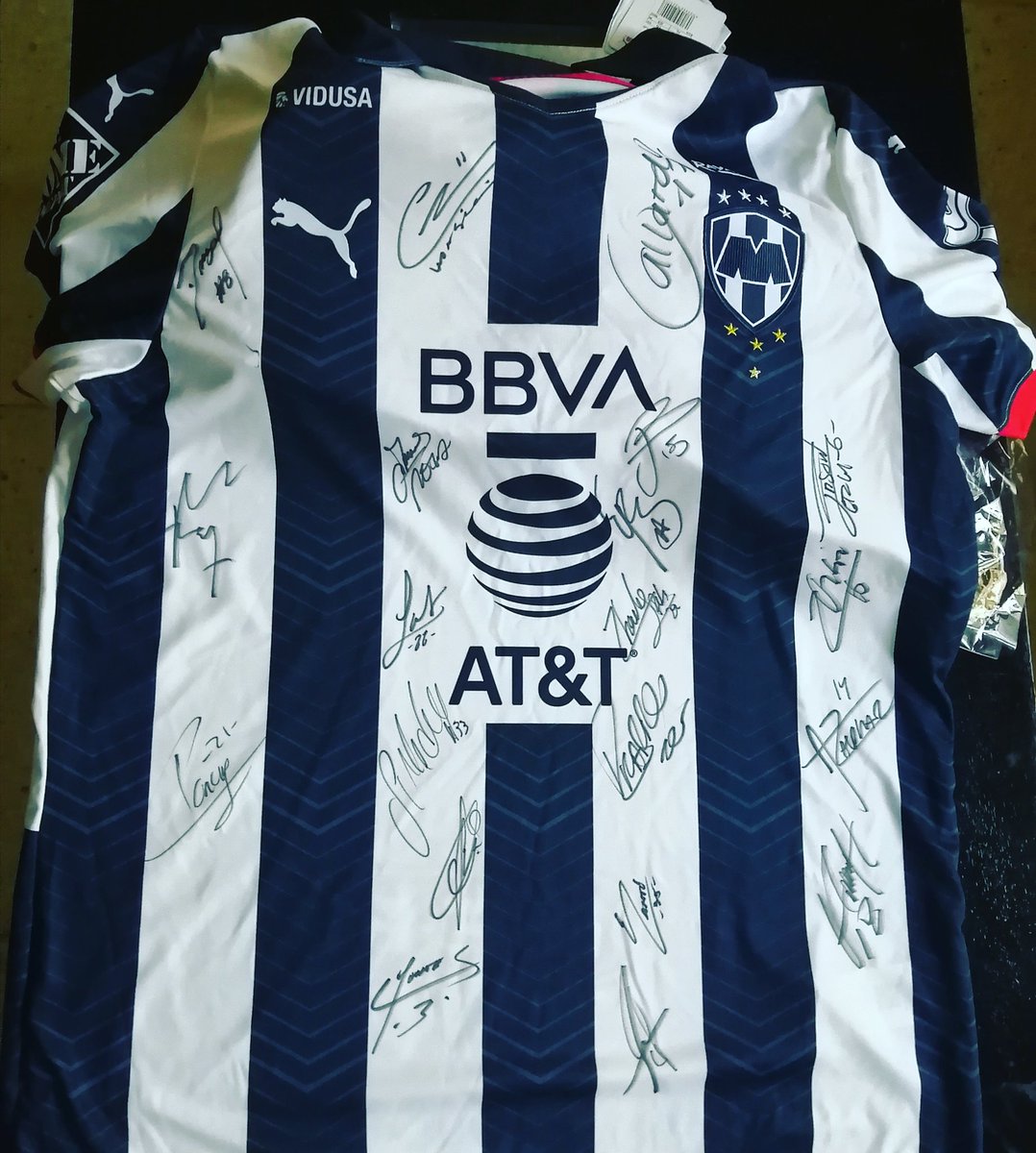 cesarrayas2018's tweet photo. #CreoQue #LosEmpiezoAQuerer otra vez
@rayados @NicoGabSanchez @CJasib @StefanMedina @rogelio7funes #regalitodecumple #octubre
#exclusiva #NoseCompra #NoLaVenden
#ArribaElMonterrey
@JRPalaciosChapa @RompasIsBack
#DeRayadosTodaLaVida #DelaPandillaTodaLaVida https://t.co/wklZ9QLPNc