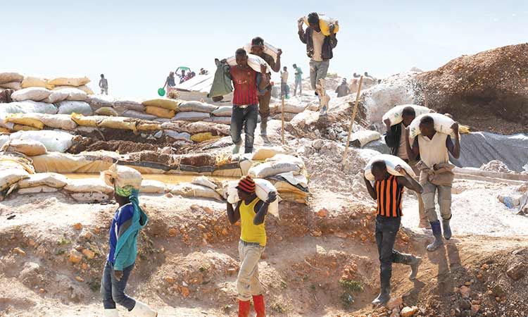 BoyomaMuana's tweet image. Congo deploys new regulations to control all #mining companies buff.ly/31fwfi8 #Business #MiningCode #Mines #katanga #Africa